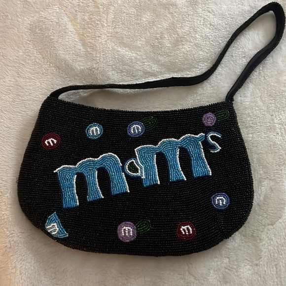 M&M purse! - Picture 2 of 3
